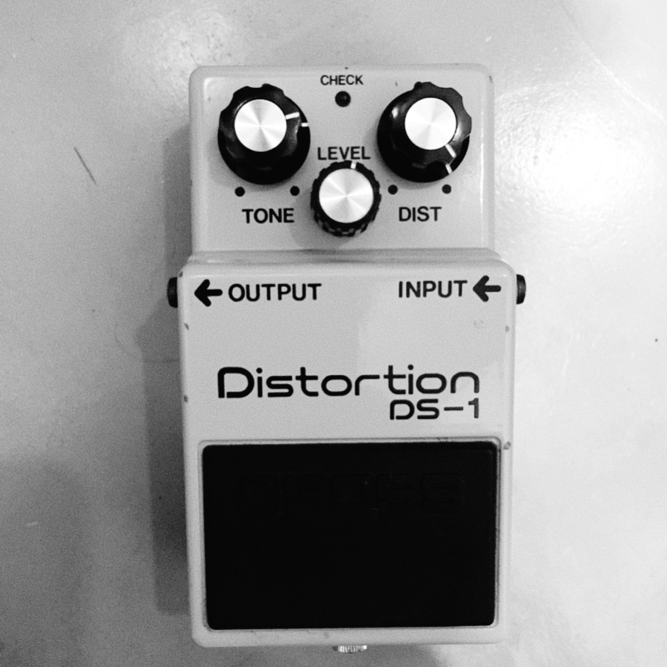 effects pedal BOSS DS-1.